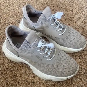 Steve Madden chunky tennis shoes
